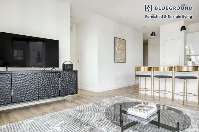 Building Photo - 4390 W 39th Ave