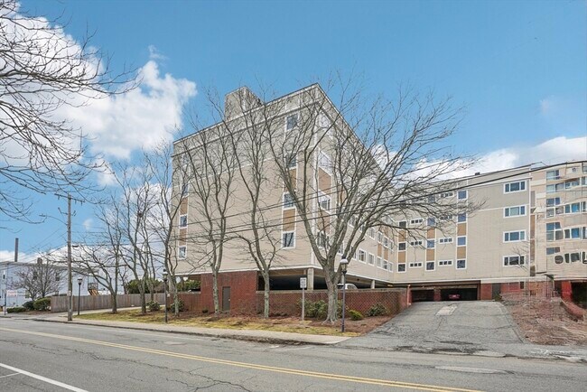 Foto del edificio - 35 Des Moines Rd