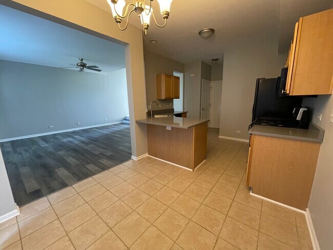 Building Photo - 1112 Bromley Ct