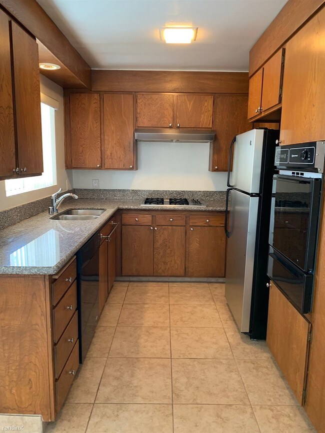 Foto del edificio - 2 br, 2 bath  - 840 18th St 2