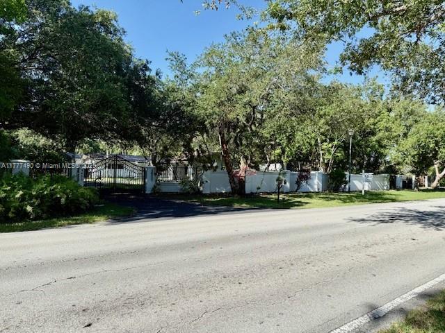 Foto principal - 9450 SW 104th St