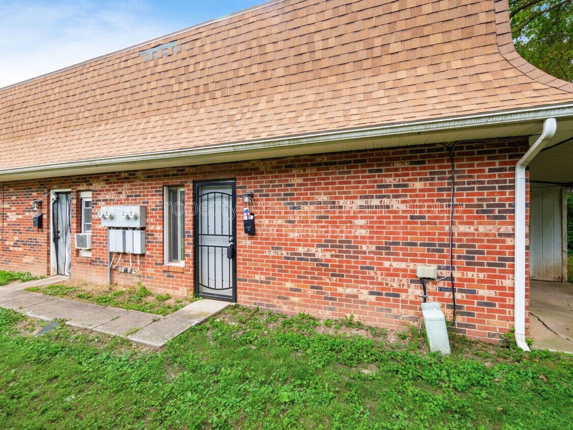 Foto principal - 4923 Myers Rd