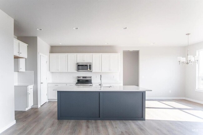 Foto del edificio - Spacious 5BR House in Caldwell