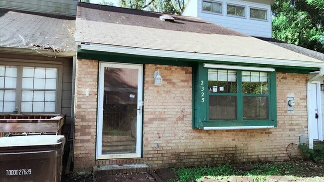 Building Photo - 2325 Tina Dr