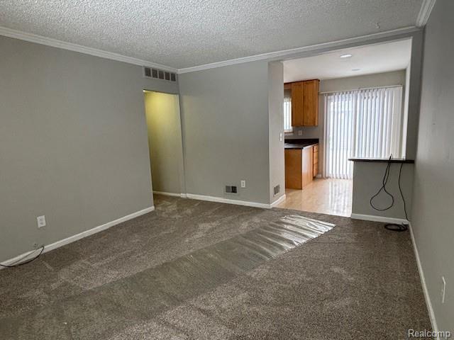 Foto del edificio - 416 E Bernhard Ave