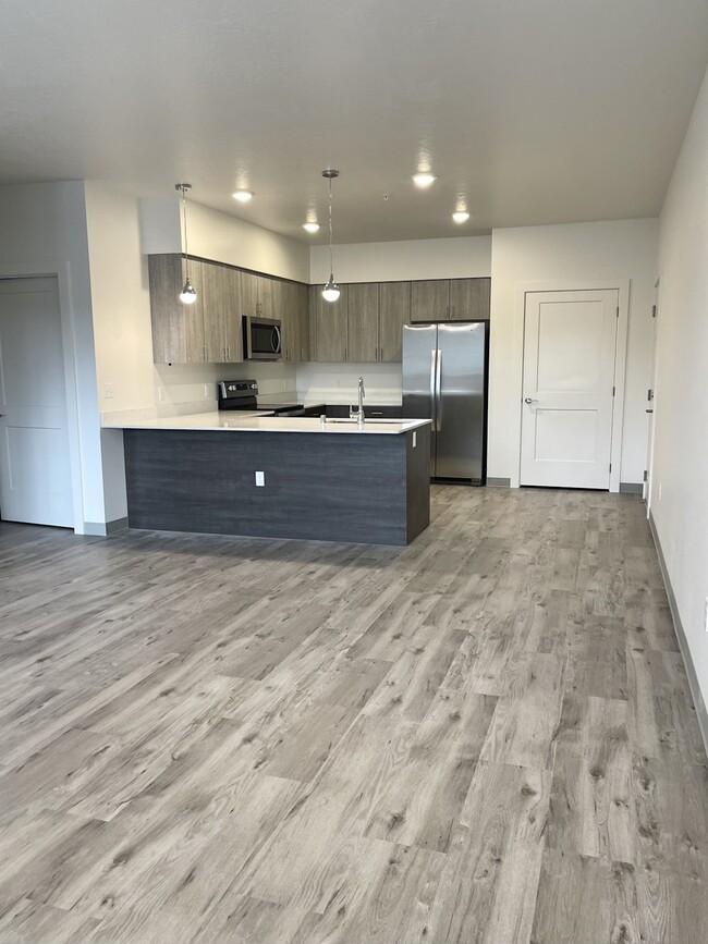 Building Photo - 3905 South Dishman Mica Road, Unit 305
