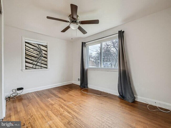Foto del edificio - 4816 Valley Forge Rd