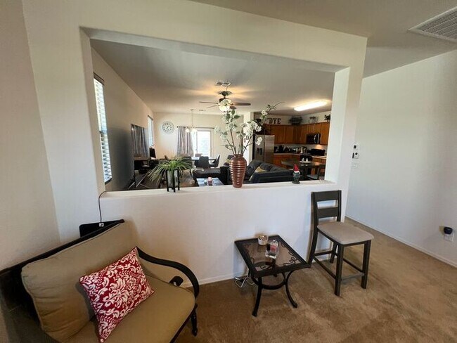 Foto del edificio - Amazing 3 Bed 2 Bath Home in West Pointe E...