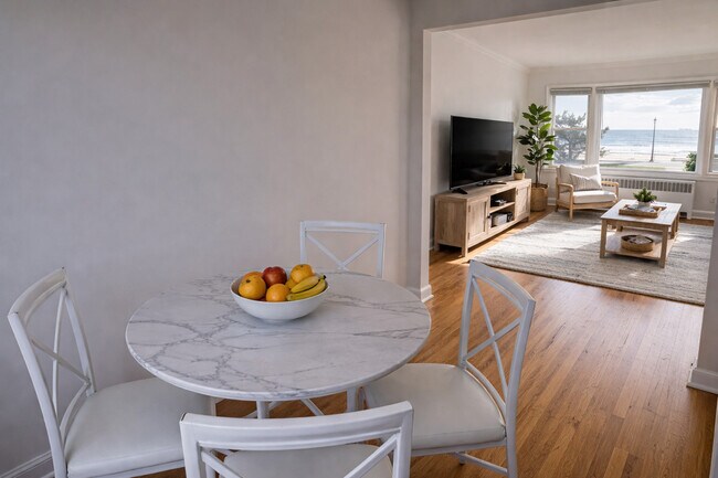 Foto del edificio - Marine Gardens - Summer Rentals
