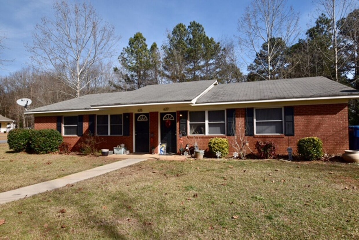 Primary Photo - Duplex in Residential Eastside Area