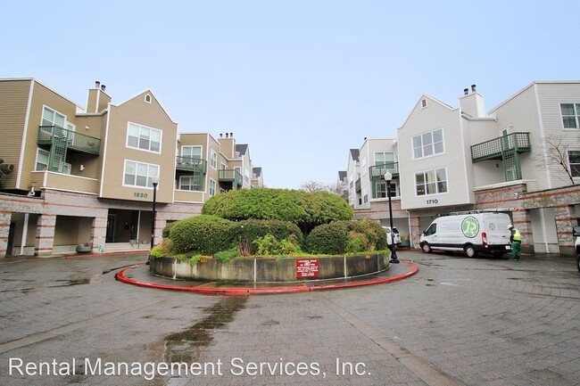 Foto del edificio - 2 br, 2 bath House - 1710 S Harbor Way #205