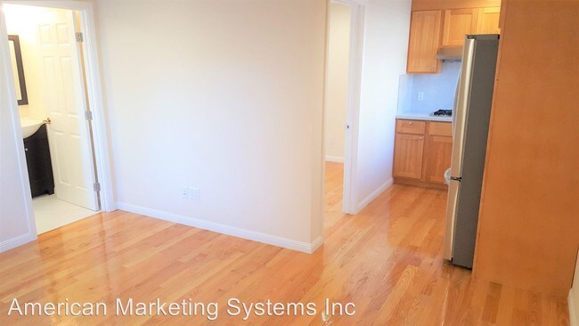 Building Photo - 601 Easton Ave