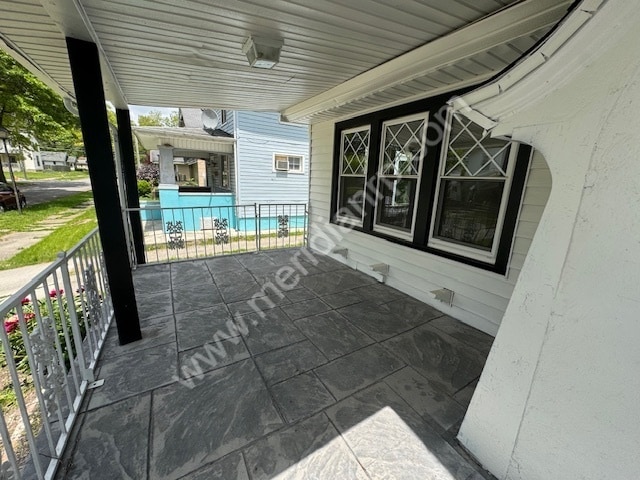 Building Photo - 3317 Robinwood Dr