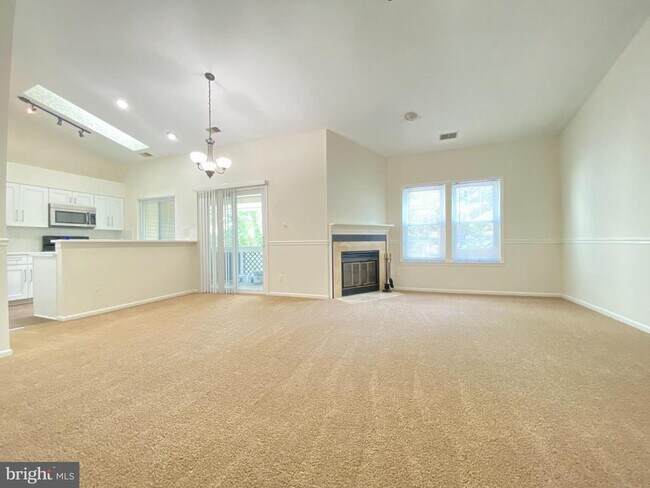 Foto del edificio - 12910 Grays Pointe Rd
