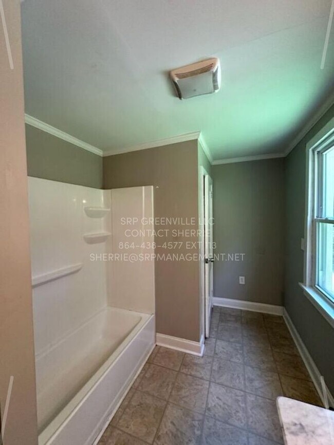 Foto del edificio - NEW LISTING!! 2-BEDROOM 2-BATH HOME