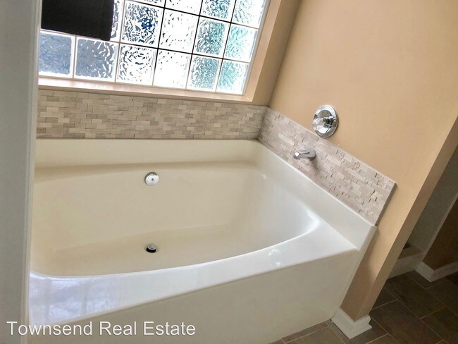 Building Photo - 3 br, 2 bath House - 846 Nighthawk Place
