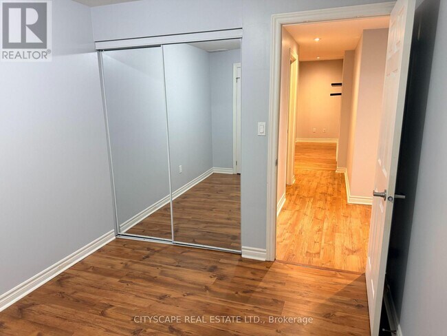 Building Photo - 1210 Christie Cir