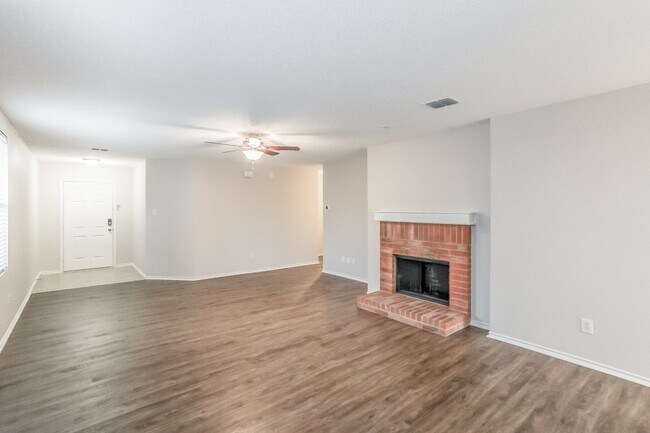 Building Photo - 3092 Coolwood Ln