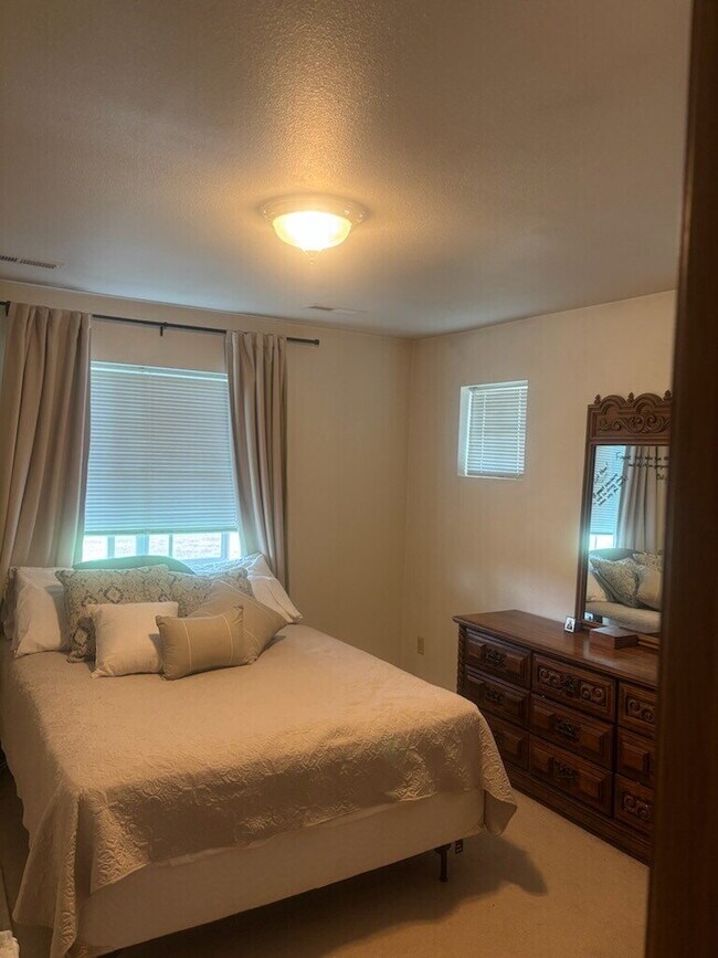 Foto del edificio - 3505 Fallon St
