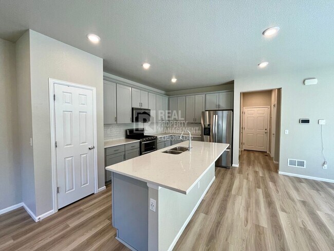 Building Photo - 5095 Buckwheat Rd