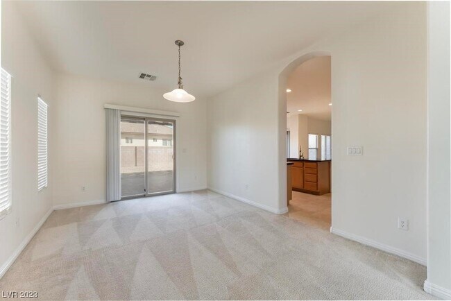Building Photo - 170 Rolling Fields Ct