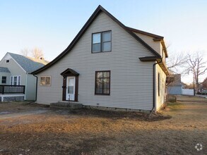 Building Photo - 144 Yellowstone Ave