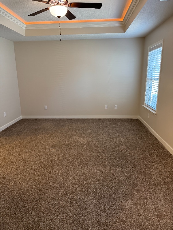 Foto del edificio - 710 Grays Harbor Ct