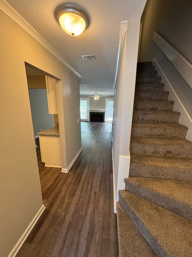 Building Photo - 1000 Sea Island Rd
