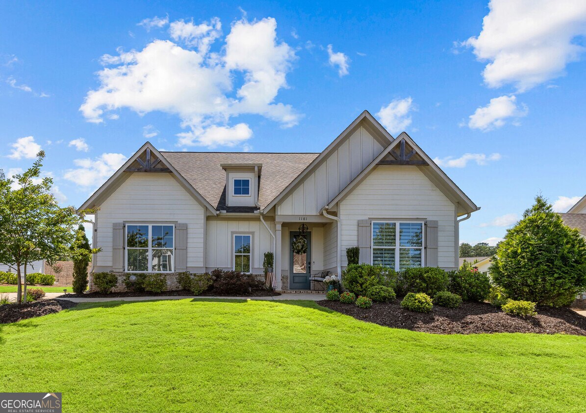 Foto principal - 1181 Hidden Hills Cir