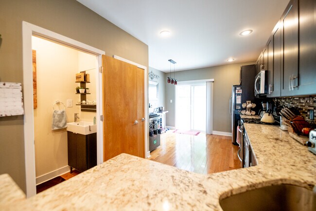 Foto del edificio - 1935 Wharton St