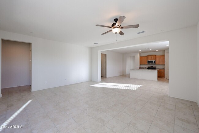 Foto del edificio - 13610 W Copper Leaf Ln