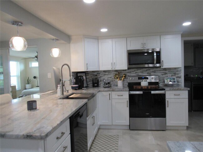 Building Photo - 2650 Society Dr