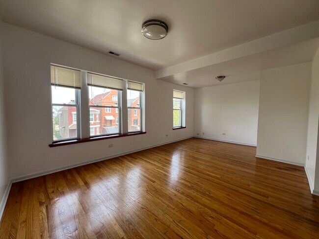 Living Room - 3135 W 40th Pl