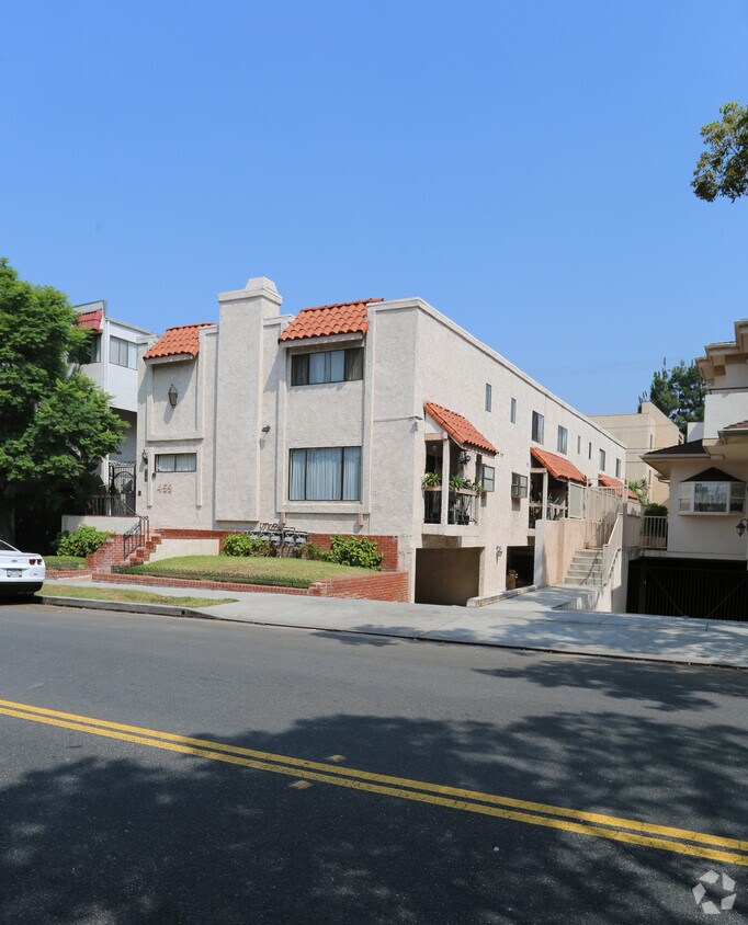 Building Photo - 459 W Wilson Ave