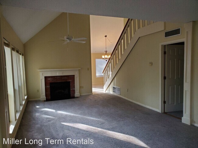 Building Photo - 3 br, 2 bath House - 16 Compass Point