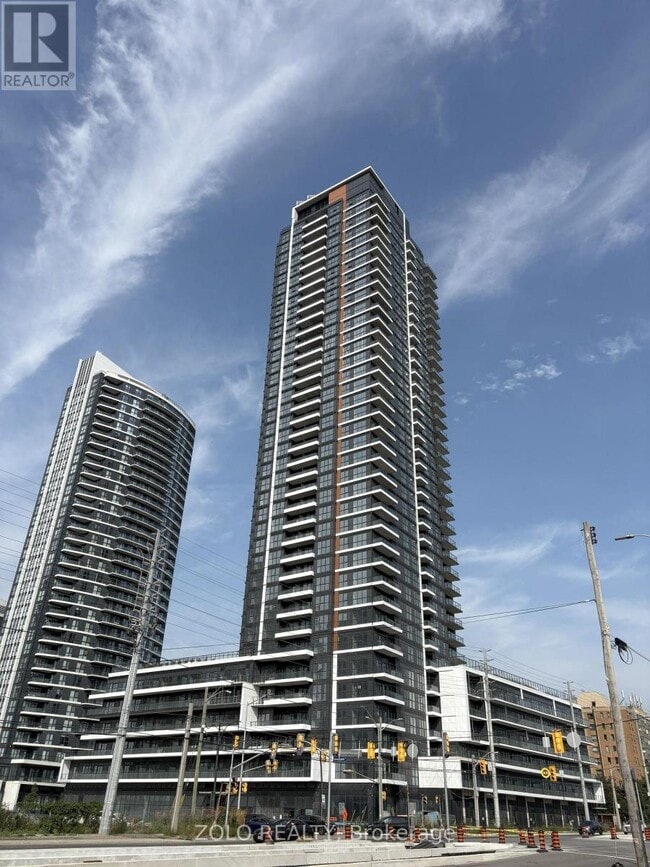 Building Photo - 15-215 Watergarden Dr