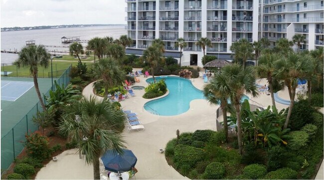 Building Photo - 1832 W Beach Blvd