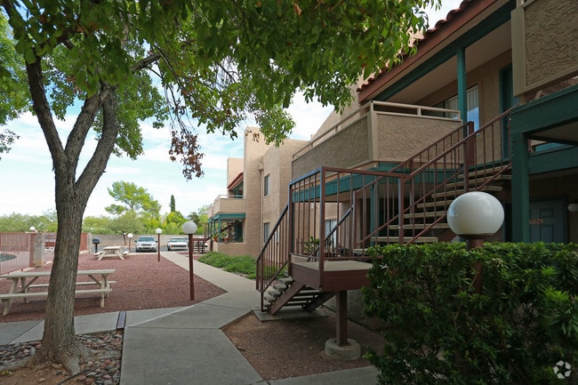 Foto del edificio - BROADMOOR