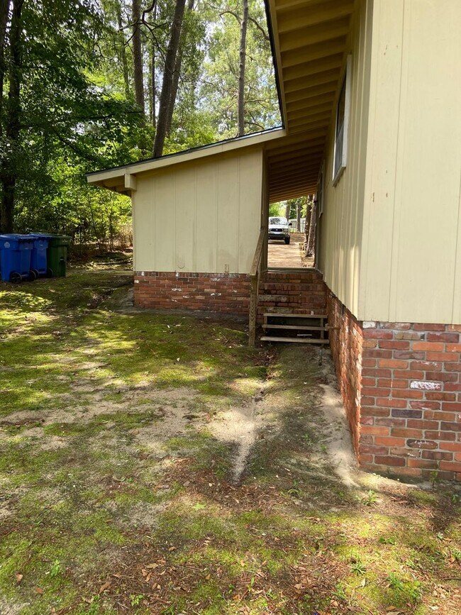 Foto del edificio - **UPCOMING**3 bedroom / 1 bathroom Home fo...