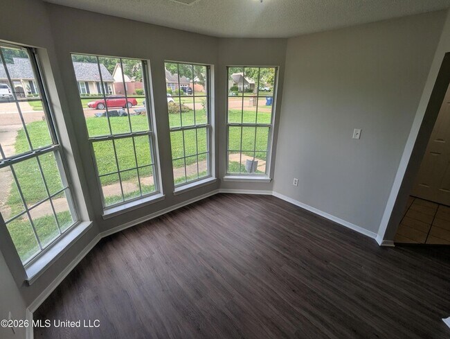Foto del edificio - 2922 Waverly Dr
