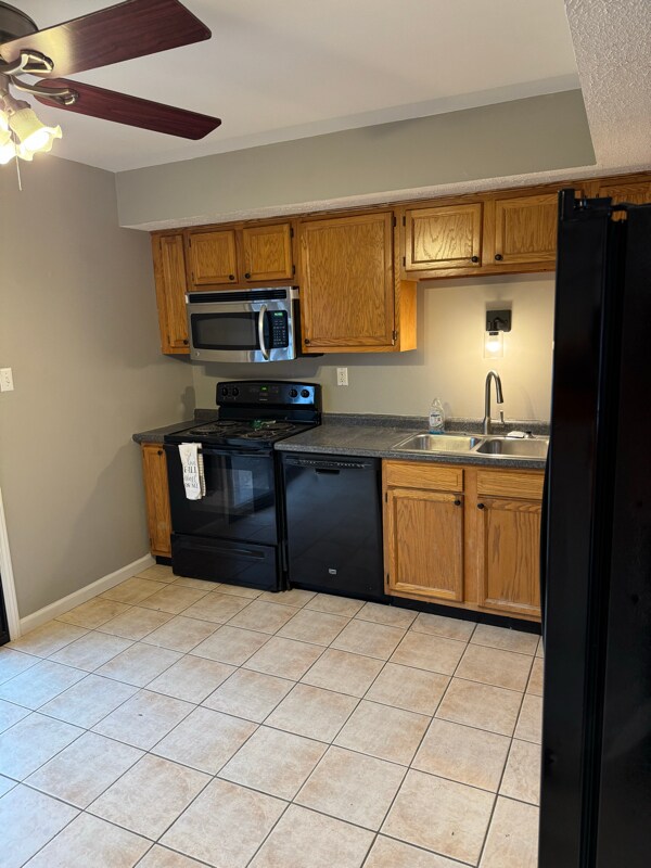 Foto del edificio - 3798 Treebrook Dr