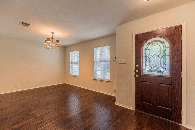 Foto del edificio - 8559 Collingwood