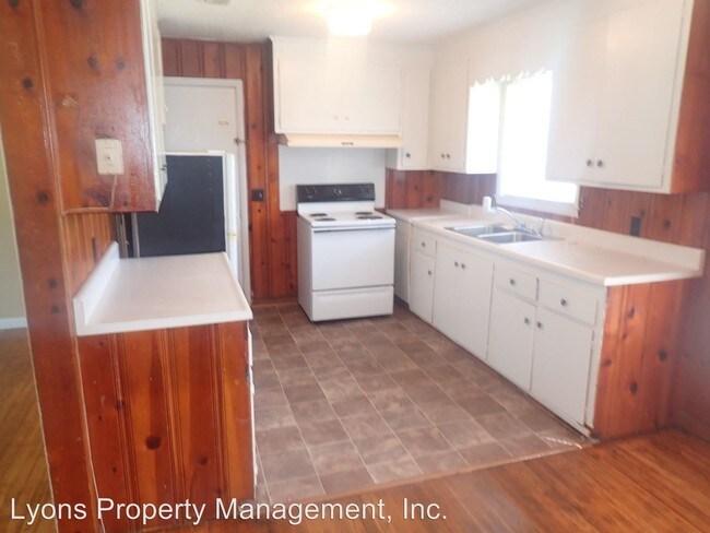 Building Photo - 3 br, 1 bath House - 609 SMITH AVE