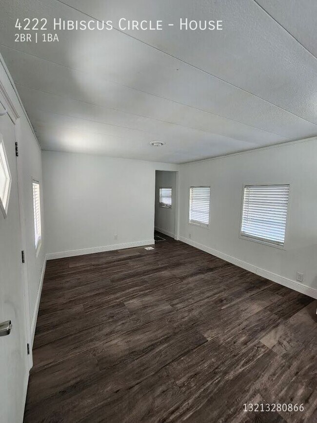 Building Photo - 4222 Hibiscus Cir