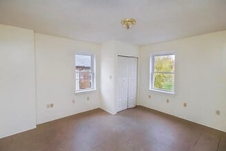 Building Photo - 58 W Askren St