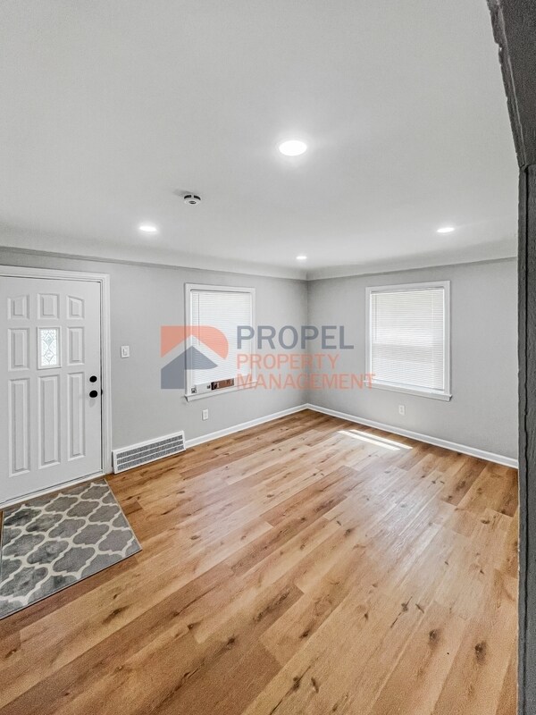 Foto del edificio - 5072 Winifred St