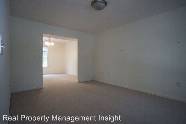 Foto del edificio - 3 br, 2 bath House - 660 Republic Road