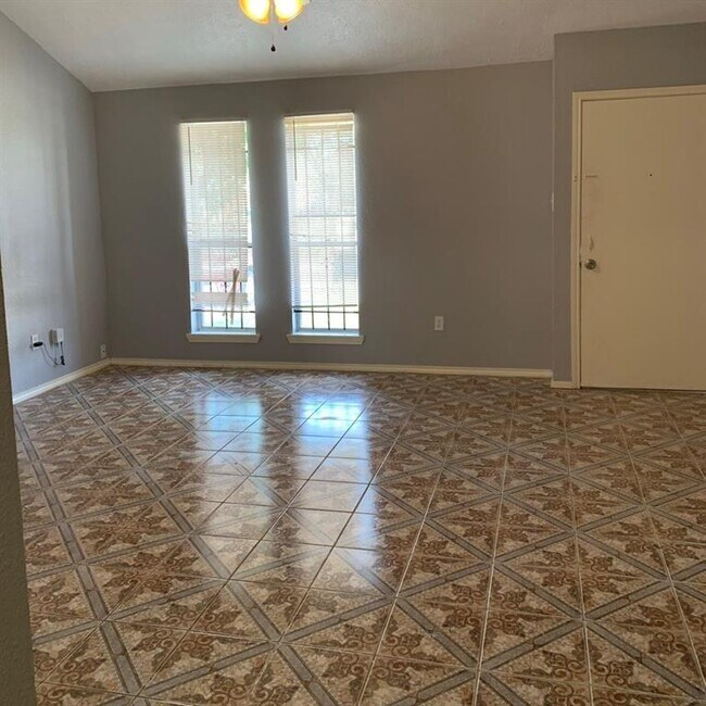 Foto del edificio - 3111 Brookston St