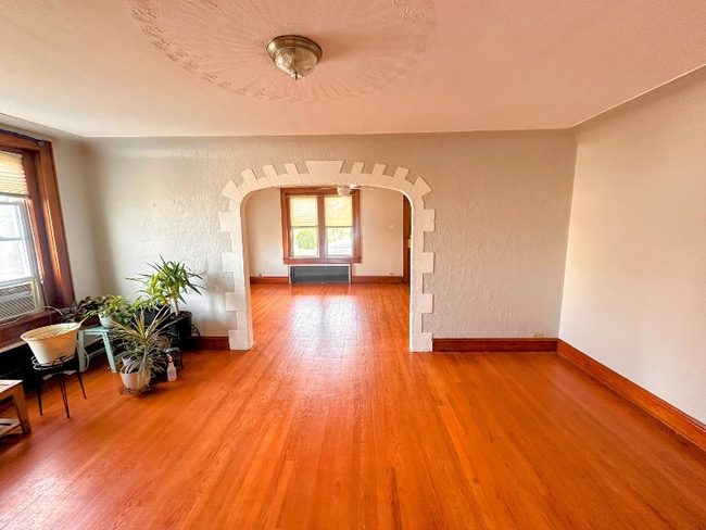 Foto del edificio - 863 N Rebecca Ave