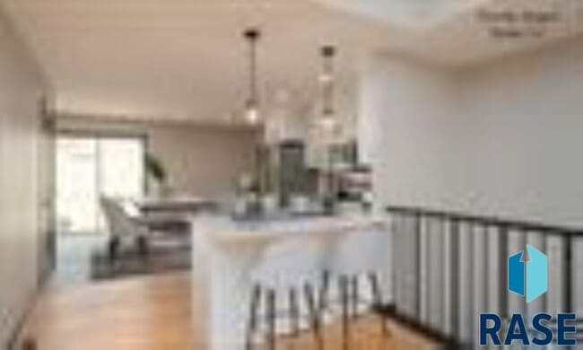 Building Photo - 4200 Knob Hill Ct